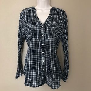 Old Navy Button Down Long Sleeve Blouse in XLarge